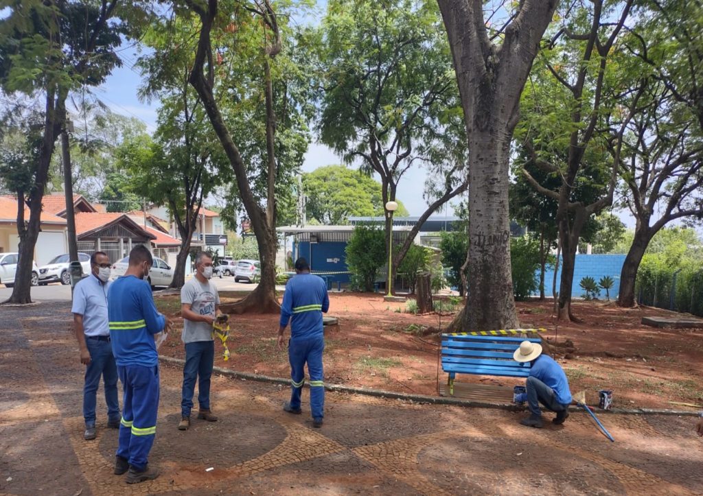 Coden Ambiental Instala Decora O Natalina Na Pra A Da B Blia Coden